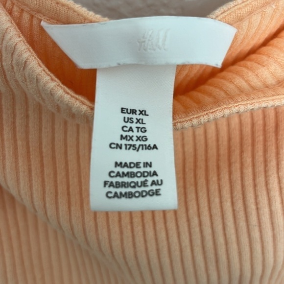 H&M Pastel Orange Ribbed Crop Top Size XL - Picture 2 of 4